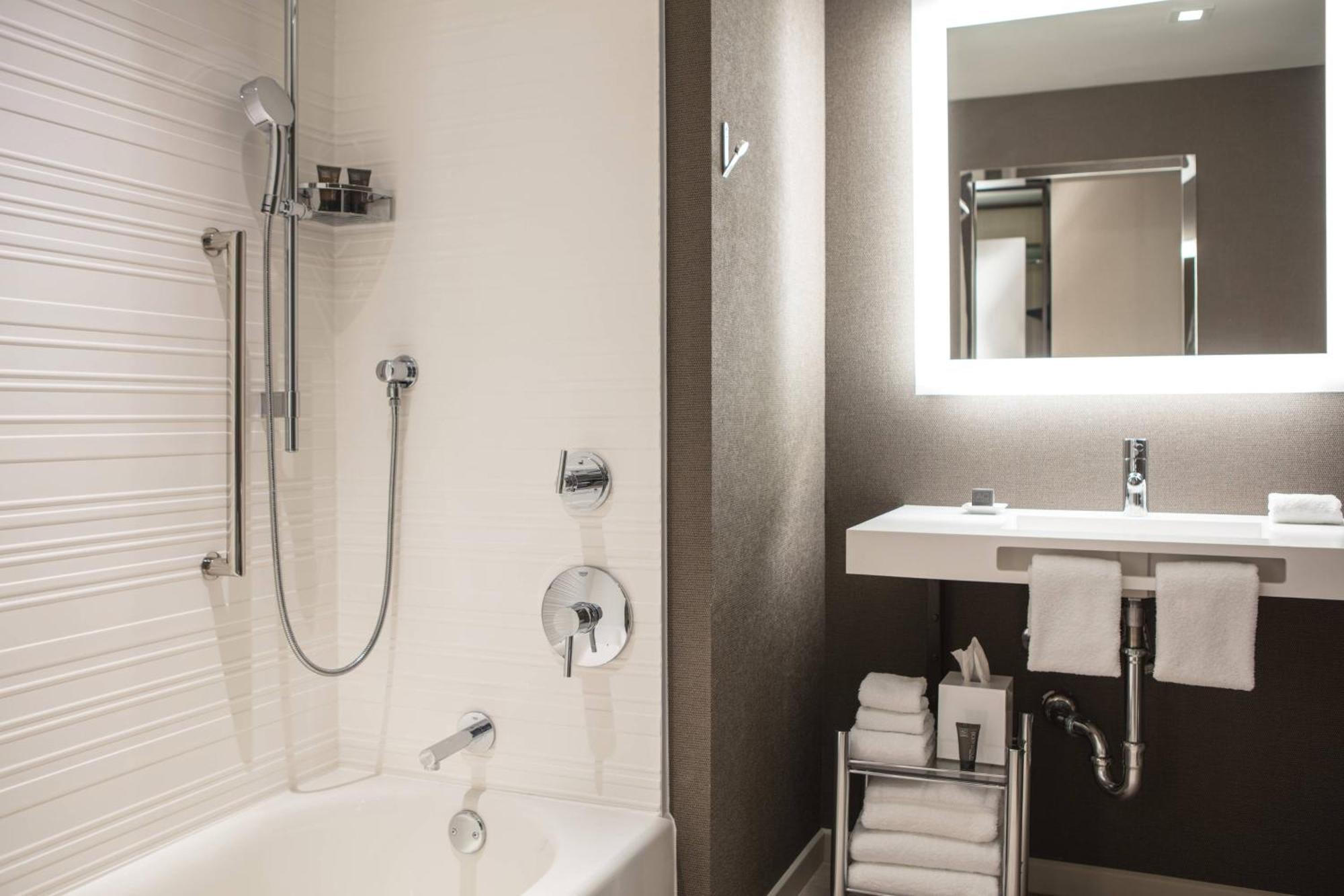 Ac Hotel By Marriott San Jose Downtown Bagian luar foto